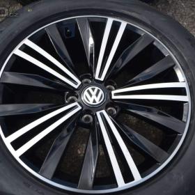 Foto inzerátu VW Tiguan/Š.Kodiaq -NOVÁ orig.ALU sada -235/55R18 -2024 DOT!