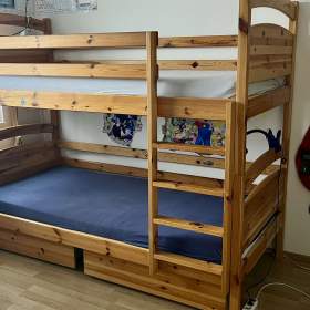 Prodám dřevěnou palandu 200x90 , masiv Borovice / 19444878