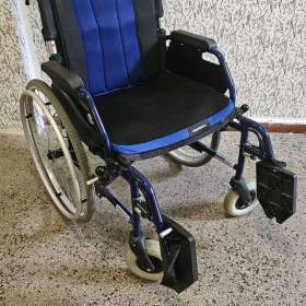 Invalidní vozík  / 19444951