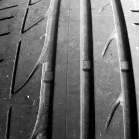 2ks letních pneu 235/40 R19 Bridgestone / 19444973