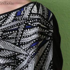 Foto inzerátu Nový široký top s průstřihem na zádech vel.46 Atmosphere