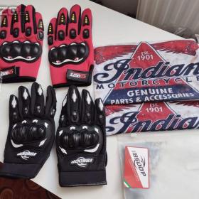 Fotka k inzerátu PRODÁM LEVNĚ 2KS MOTO RUKAVIC+ MOTO ŠÁTEK! ! !  / 19423243