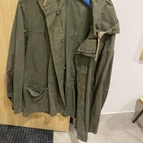 Foto inzerátu Prodám starší bundy a kabát