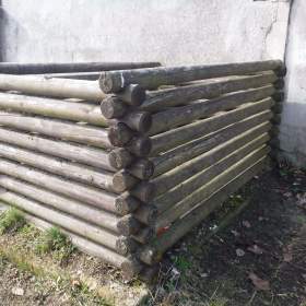 Foto inzerátu Smrková loupaná bidla