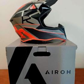 Foto inzerátu Motokrosová přilba Airoh Twist 3 DIZZY