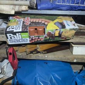 Fotka k inzerátu Plastový obrubník 42m palisáde nový +použitý / 19477410