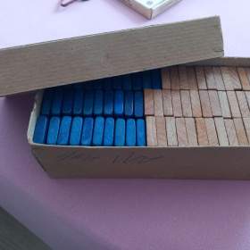 Foto inzerátu Dřevěné domino, staré. Velice zachovalé.