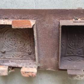 Foto inzerátu Litinové dvířka ke kamnům