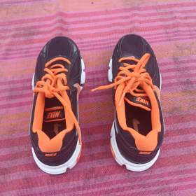 Fotka k inzerátu boty nike / 16388689