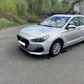 Hyundai i30 PDe Combi 1.6CRDI automat servisní knížka / 19460033