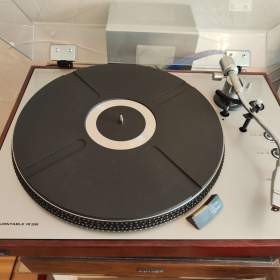 gramofon Loewe RA 1010/CEC Visionik BD 5200 / 19464340