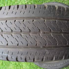 Foto inzerátu PRODÁM LETNÍ PNEU 215/70R15 C BARUM VANIS 3 109S 2x