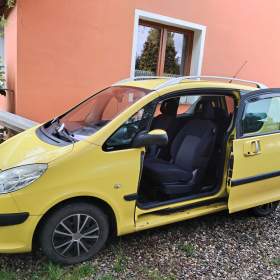 Prodam Peugeot 1007 / 19465968