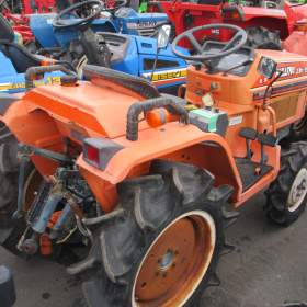 Malotraktor Kubota B1- 15 plně funkční / 19467015