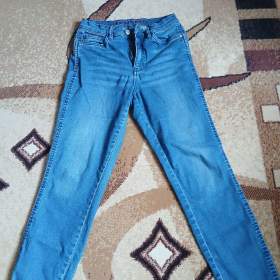 Foto inzerátu Dámské rifle tmavě modré