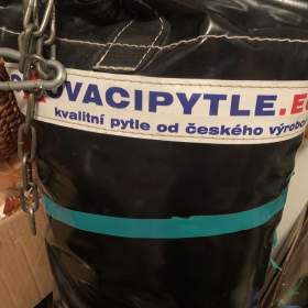 Prodám boxovací pytel a rukavice / 19469211