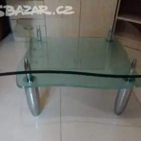 Fotka k inzerátu Konferenční stolek  / 15412440