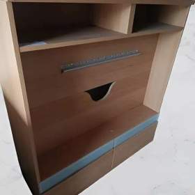 Foto inzerátu Televizní stolek