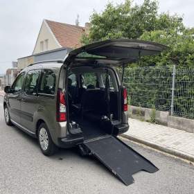 Citroën Berlingo:  pro převoz vozíčkáře / 19471087