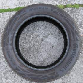 Foto inzerátu PRODÁM LETNÍ PNEU 235/55R18 CONTINENTAL ECO6 100W 4x