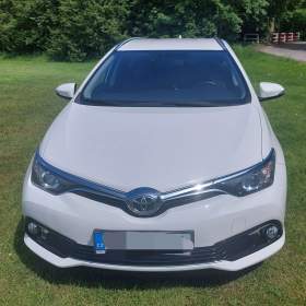 Prodám Toyota Auris kombi / 19471820