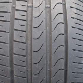 Fotka k inzerátu PRODÁM LETNÍ PNEU 275/35R22 PIRELLI SC- VERDE 104W 4x / 19258036