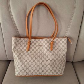 Foto inzerátu Dámská kabelka, krásná, nová 