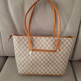 Foto inzerátu Dámská kabelka, krásná, nová 