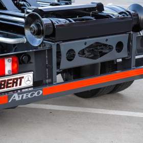 Foto inzerátu MERCEDES ATEGO 1222 HÁKOVÝ NOSIČ KONTEJNERŮ EURO5