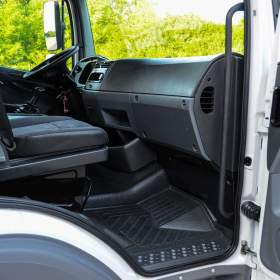 Foto inzerátu MERCEDES ATEGO 1222 HÁKOVÝ NOSIČ KONTEJNERŮ EURO5