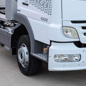 Foto inzerátu MERCEDES ATEGO 1222 HÁKOVÝ NOSIČ KONTEJNERŮ EURO5