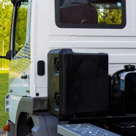 Foto inzerátu MERCEDES ATEGO 1222 HÁKOVÝ NOSIČ KONTEJNERŮ EURO5