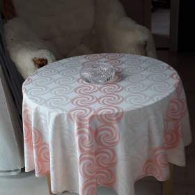 Foto inzerátu Utěrky a ubrusy z nového damašku