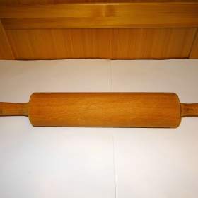 Foto inzerátu Dřevěný váleček na těsto