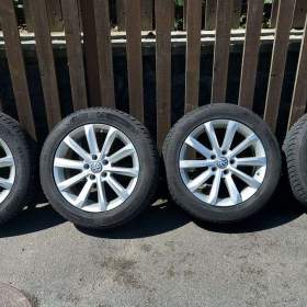 Originální VW 17“ sada disků se zimními pneumatikami / 19483810