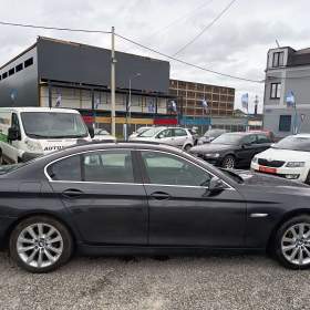 BMW 525d xDrive Limousine Webasto ČR  / 19484461