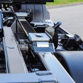 Foto inzerátu MERCEDES ATEGO 1218 NOVÝ HÁKOVÝ NOSIČ KONTEJNERŮ EURO5