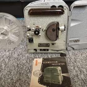 Foto inzerátu PROMÍTAČKA - PROJEKTOR WEIMAR na filmy 8 mm standart, německý