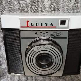 Foto inzerátu Tři klasické fotoaparáty na film - CORINA 6x6, SKINA SK 106 35 mm, HAKING 35 mm