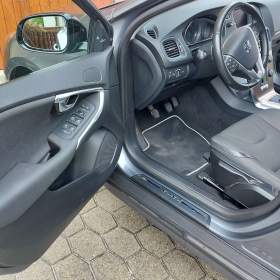 VOLVO V40CC , D3 110 kW,102 t. km / 19487220