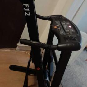 Foto inzerátu Motorový běžecký pás Master F-12