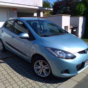 Prodám Mazda 2 1.3 63Kw benzín, r. 2009, nová v ČR. / 19492082