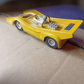 Autíčko autodráha ites McLaren tmavá žlutá / 19494413