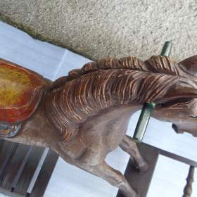 Starý dřevěný houpací kůň. / 19495927