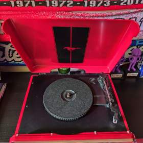 Gramofon ION Mustang LP / 19495934
