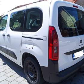 Citroen Berlingo 2019, 1.5 nafta, tažné, serviska, 2x klíče  / 19499141
