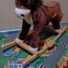 Fotka k inzerátu Houpací koník hnědý / 15682438