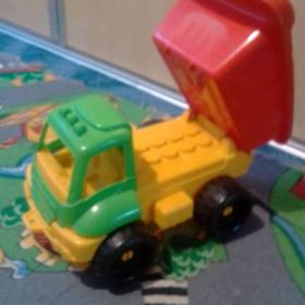 Fotka k inzerátu Náklaďák zelený / 15682438