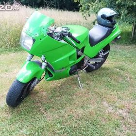 Kawasaki GPZ 600r / 19503666