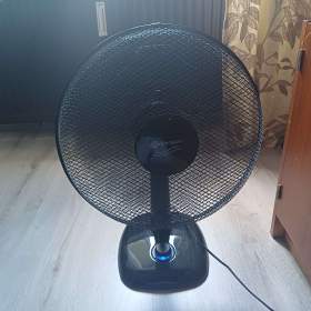 Fotka k inzerátu Stolovy ventilator / 19552032